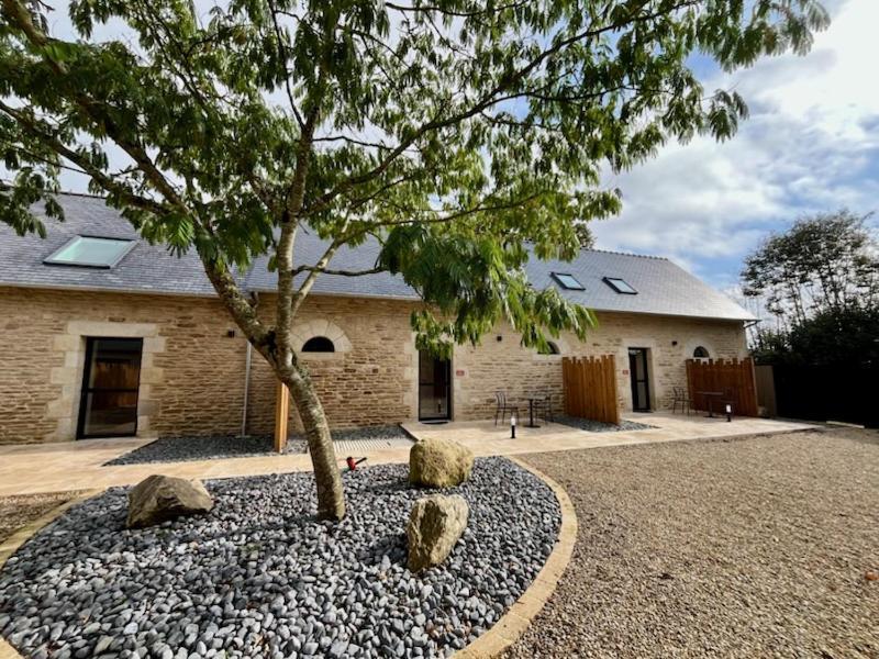 Le Domaine De Soani - Piscine Interieure, Jacuzzis & Sauna Adult Only Saint-Évarzec Eksteriør bilde